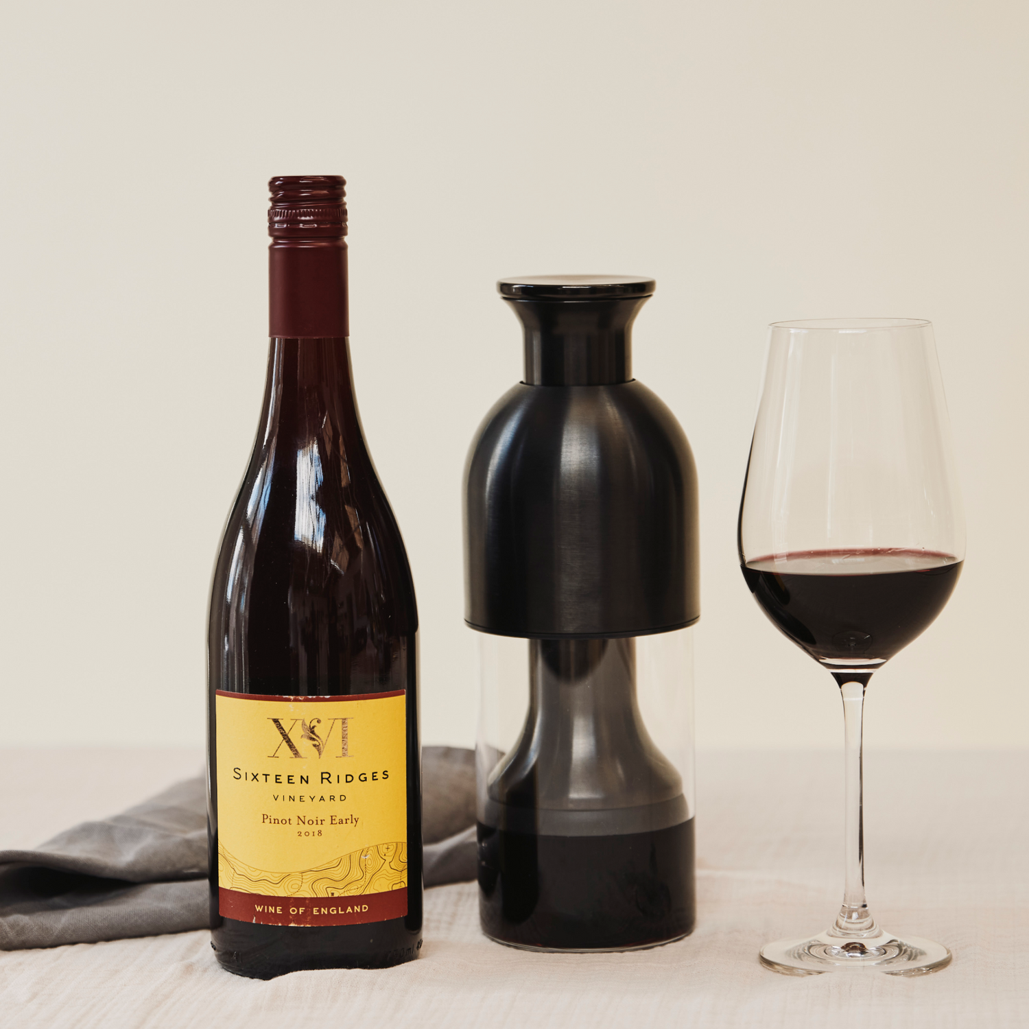 Sixteen Ridges Pinot Noir Early