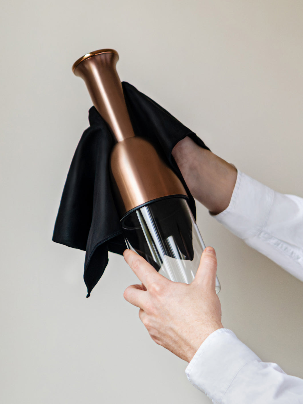 Carafe à vin ETO 750 : Finition inox satiné